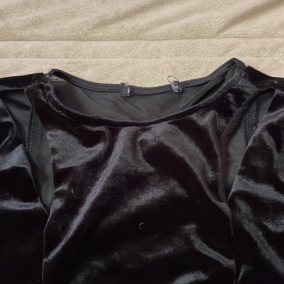 Velvet bodysuit - Picture 2 of 5